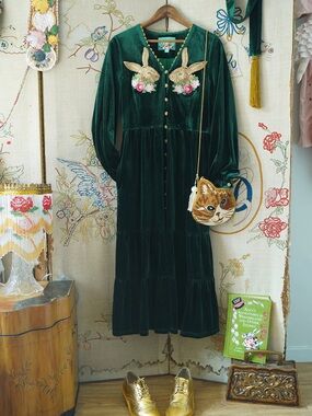 Unlogical Poem Rabbit Embroidery Green Velvet Dress M 160/84A Cottagecore Fairy